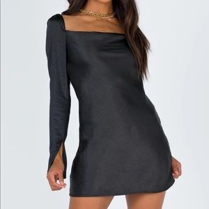 Princess Polly Black mini dress! Size 4 - Worn once!